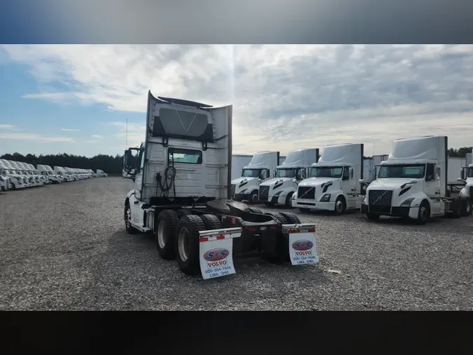 2019 Volvo VNL300