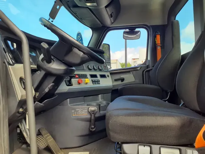 2018 FREIGHTLINER NEW CASCADIA PX12664