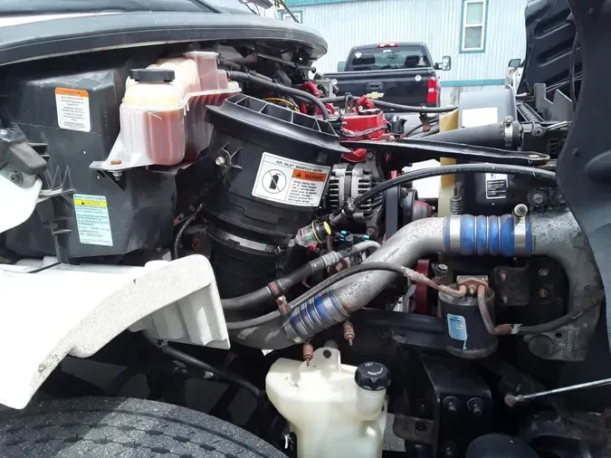 2019 FREIGHTLINER M2 106