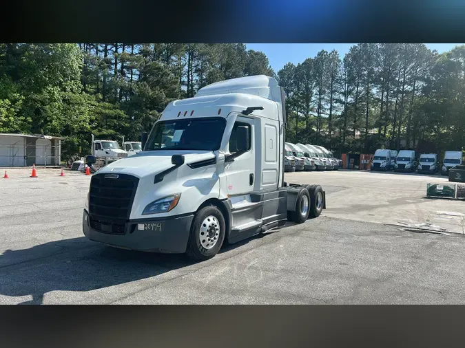 2021 Freightliner Cascadia 126