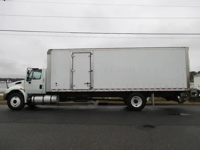 2016 INTERNATIONAL 4300