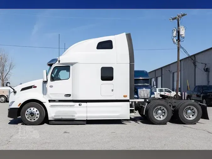 2022 PETERBILT 579