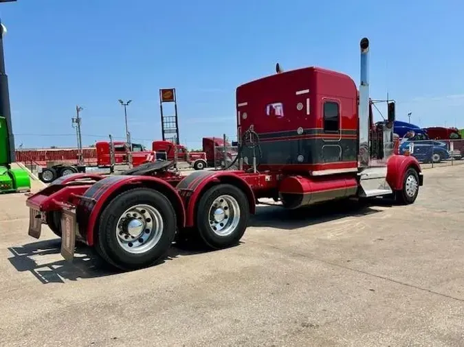 2021 Kenworth W900L