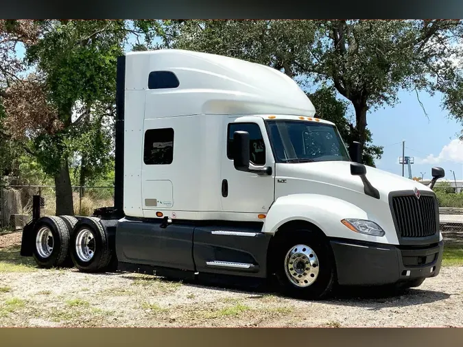 2022 INT LT625 6x4aaedd67490258f44d0cc4333b10d3002