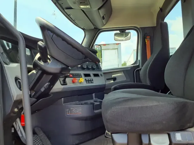 2018 FREIGHTLINER NEW CASCADIA PX12664