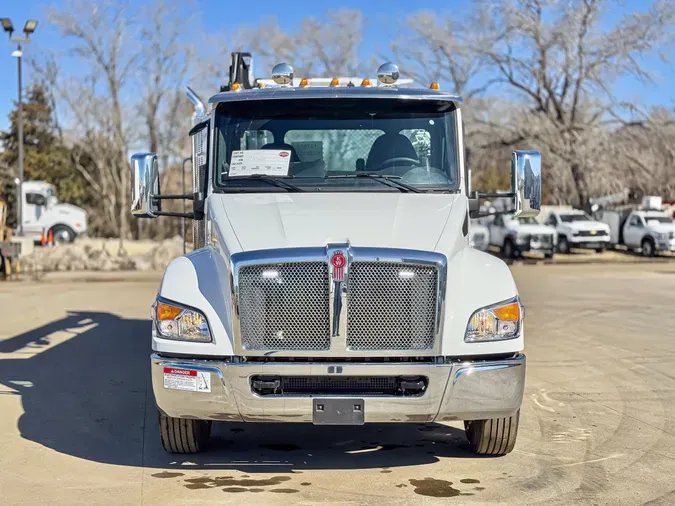 2025 KENWORTH T380