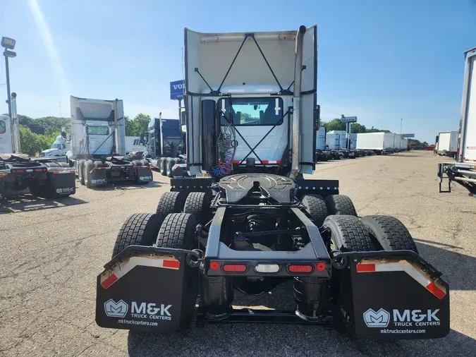 2021 MACK Anthem AN64T