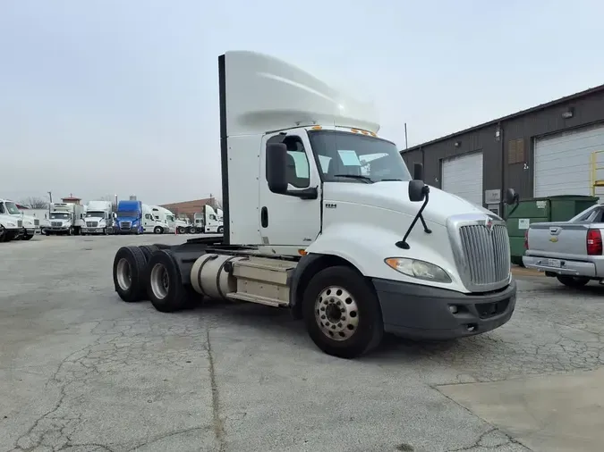 2020 NAVISTAR INTERNATIONAL RH613 DAYCAB T/A