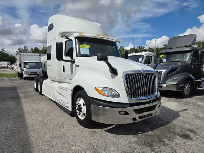 2020 NAVISTAR INTERNATIONAL LT625 SLPR CAB