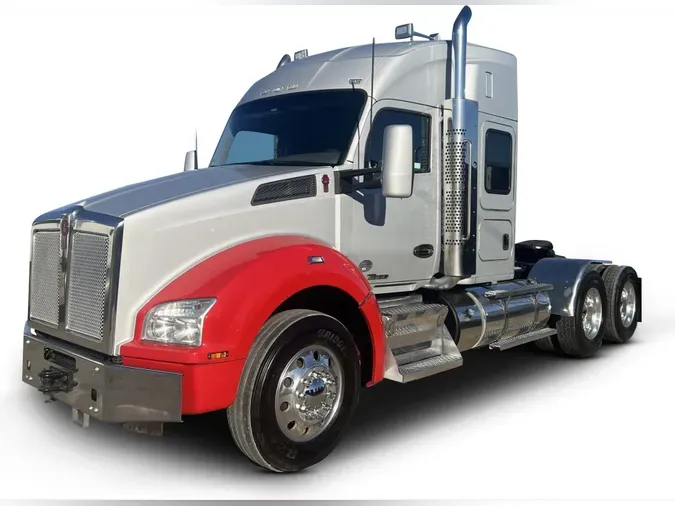 2018 Kenworth T880ab004e92106551c6c510885bffd4b470