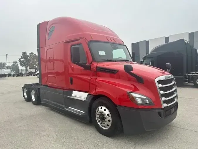 2021 Freightliner Cascadia