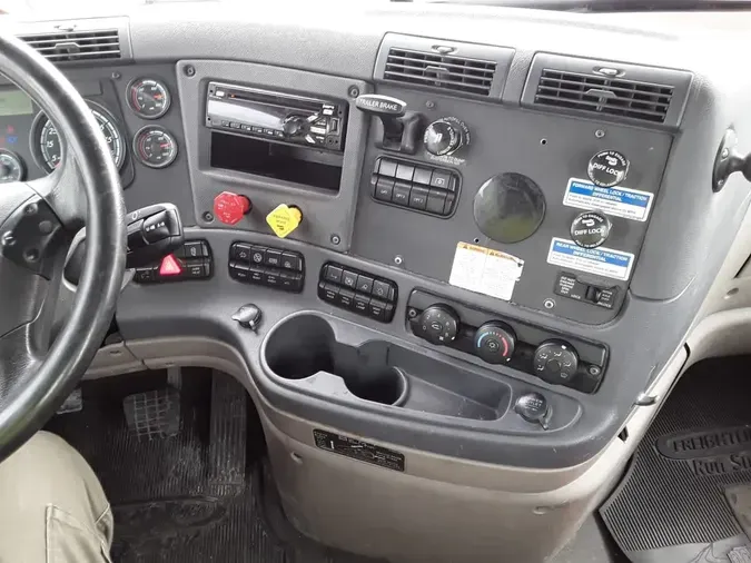 2019 FREIGHTLINER/MERCEDES CASCADIA 125