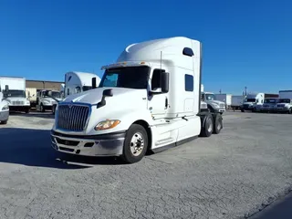 2019 NAVISTAR INTERNATIONAL LT625 SLPR CAB