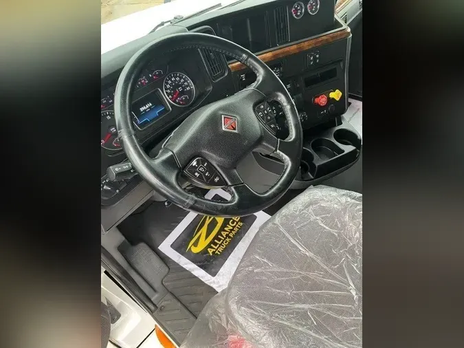 2022 INTERNATIONAL LT