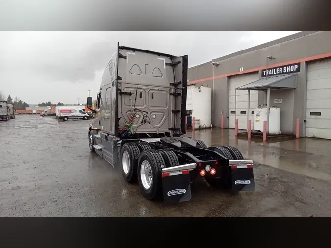 2024 Freightliner Cascadia 126ab06f3cf399399fcf981dbf47546dace