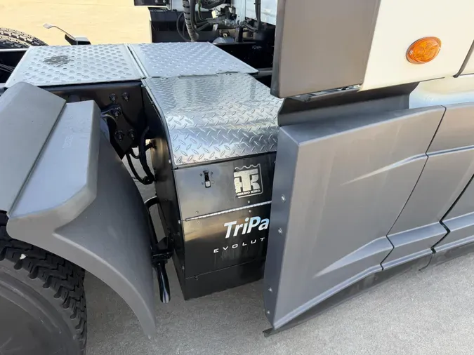 2022 Freightliner Cascadia