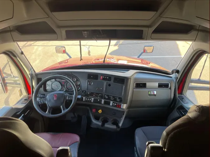 2022 Kenworth T680ab08a39c01572ef92f01adc2193a5bbc