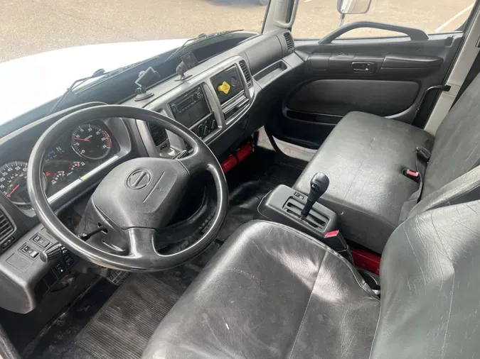 2017 Hino 268A