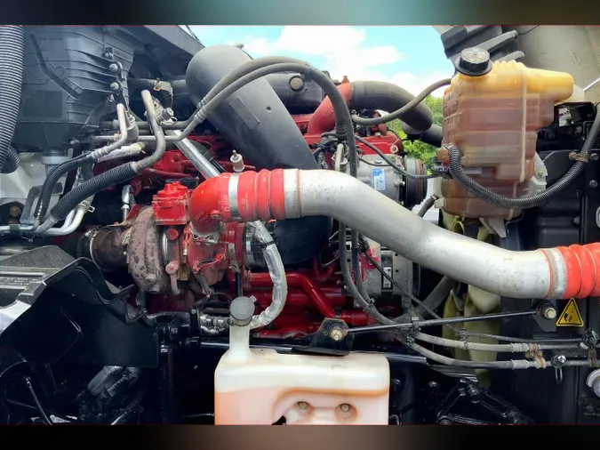 2022 INT LT625 6x4