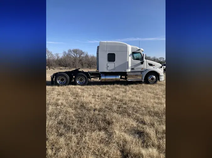 2022 Peterbilt 579