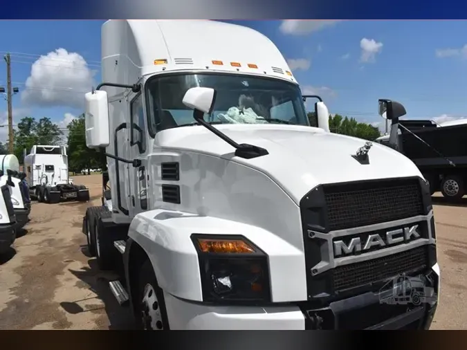 2019 MACK ANTHEM 64T