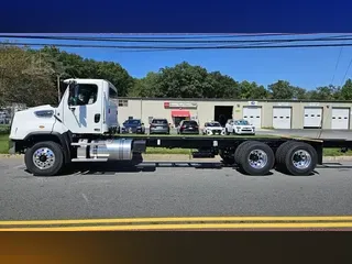 2025 FREIGHTLINER 114SD PLUS