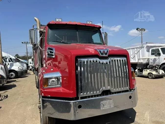 2020 WESTERN STAR 4700