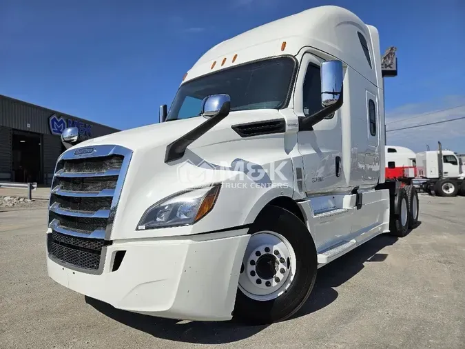 2020 FREIGHTLINER Cascadia 126ab1f13493c19f59a5c544f761075548c