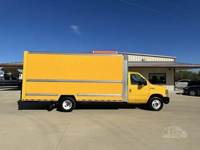 2019 FORD E350