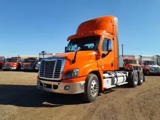 2018 FREIGHTLINER/MERCEDES CASCADIA 125