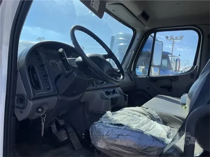 2019 FREIGHTLINER BUSINESS CLASS M2 106