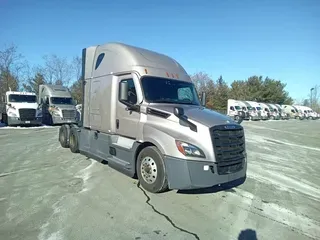 2021 Freightliner Cascadia