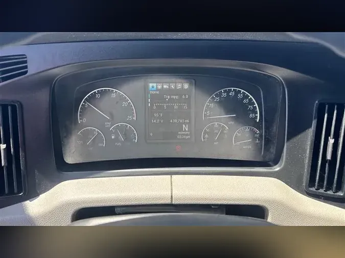 2021 FREIGHTLINER CA126