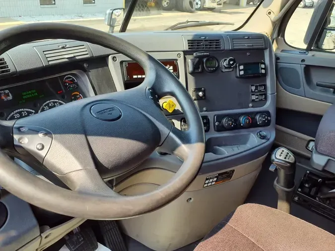 2019 FREIGHTLINER CASCADIA 125