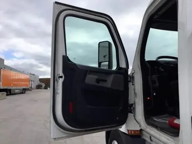 2019 Freightliner Cascadia