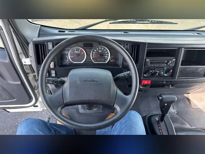 2023 ISUZU NPR-XD