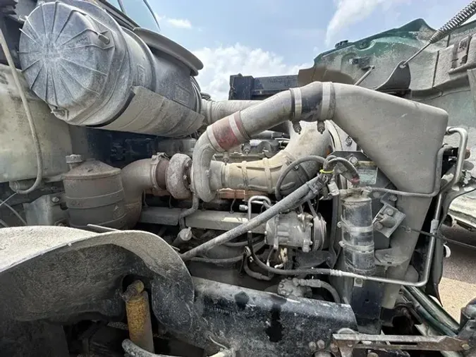 2003 MACK GRANITE CV713