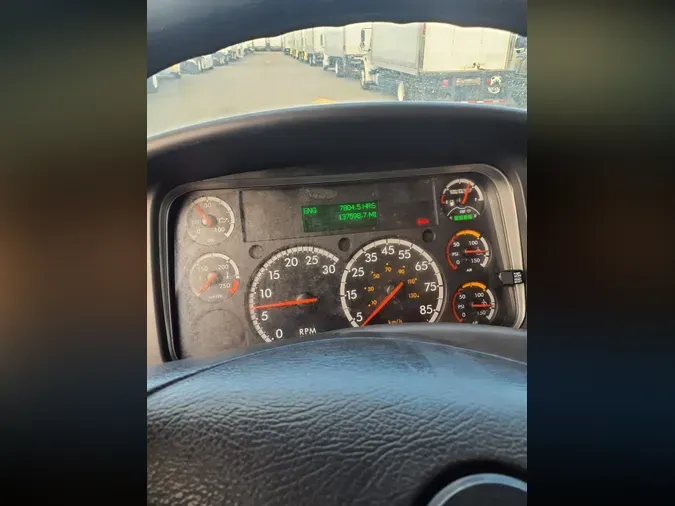 2016 FREIGHTLINER/MERCEDES M2 106