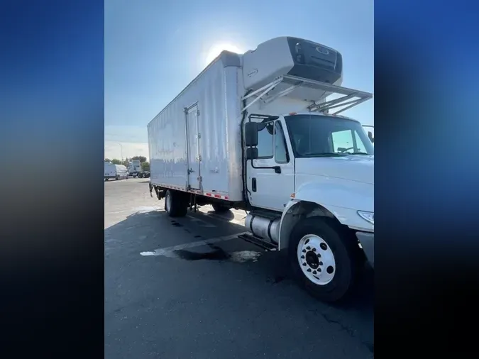 2019 NAVISTAR INTERNATIONAL 4300