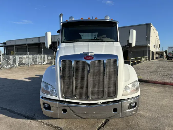 2018 Peterbilt 579