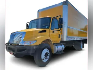 2018 International 4300-4X2