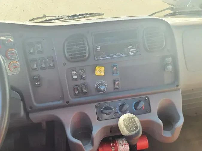2019 FREIGHTLINER/MERCEDES M2 106