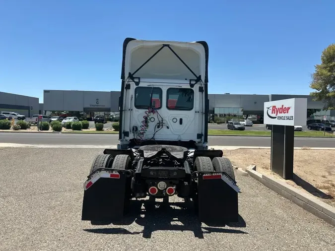 2021 FREIGHTLINER CASCADIA PX12642ST