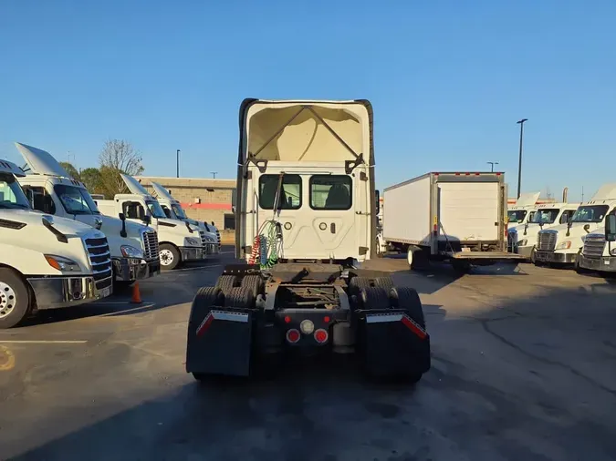 2019 FREIGHTLINER/MERCEDES NEW CASCADIA PX12664