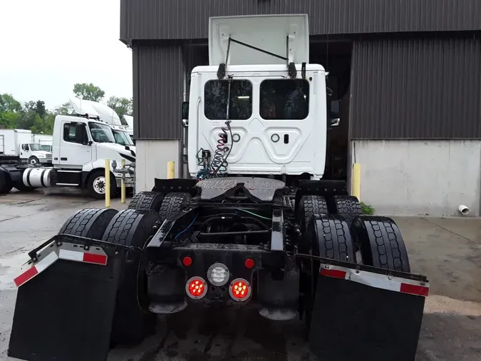 2019 FREIGHTLINER NEW CASCADIA PX12664