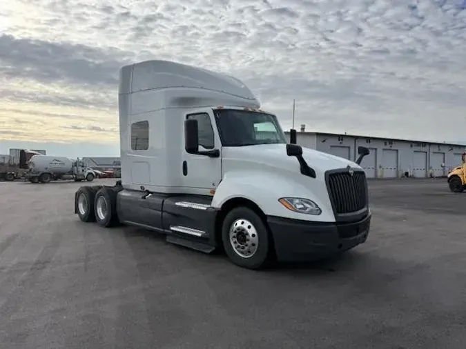 2019 International LT625