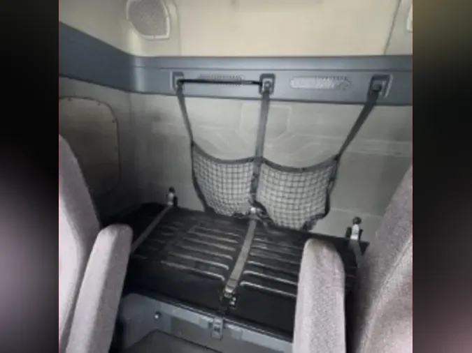 2019 FREIGHTLINER/MERCEDES CASCADIA 125