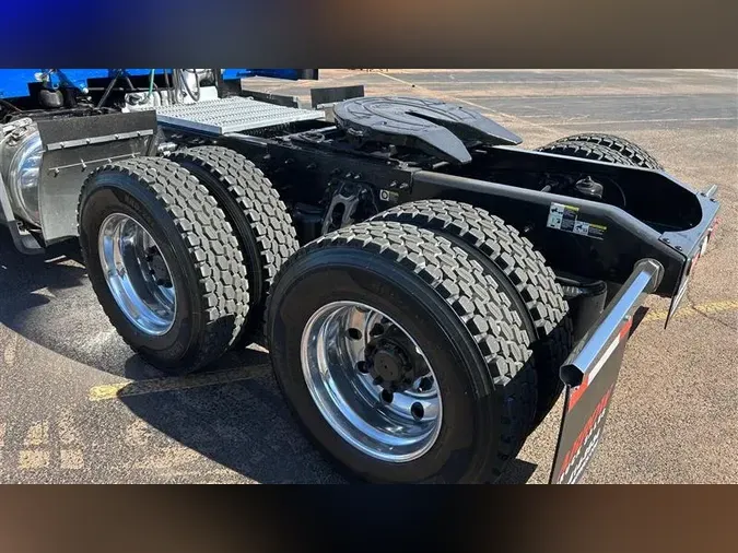 2019 PETERBILT 579