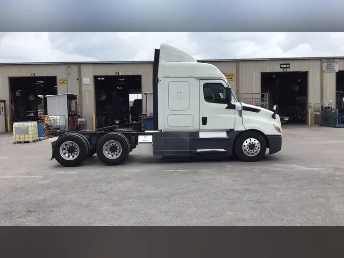 2019 Freightliner Cascadia