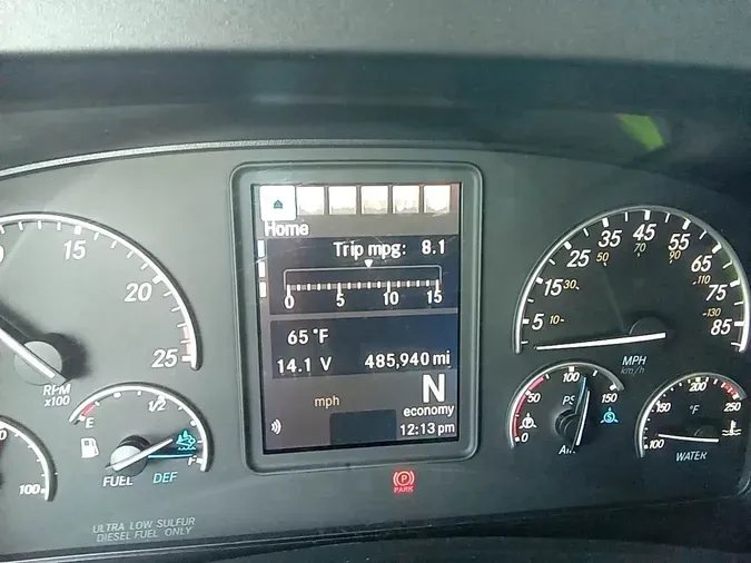2022 Freightliner Cascadia 126